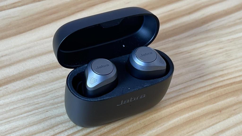 Jabra Elite 85t.