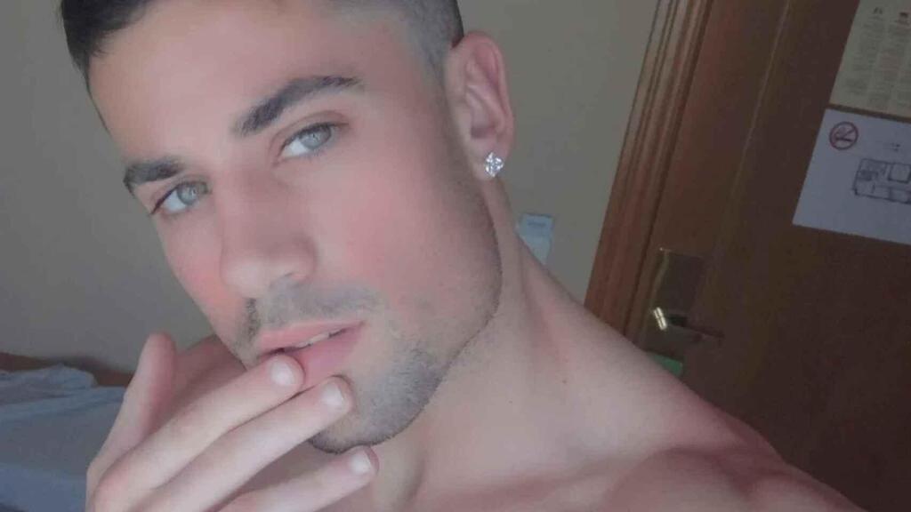 Diego es campeón de España de Kick boxing.