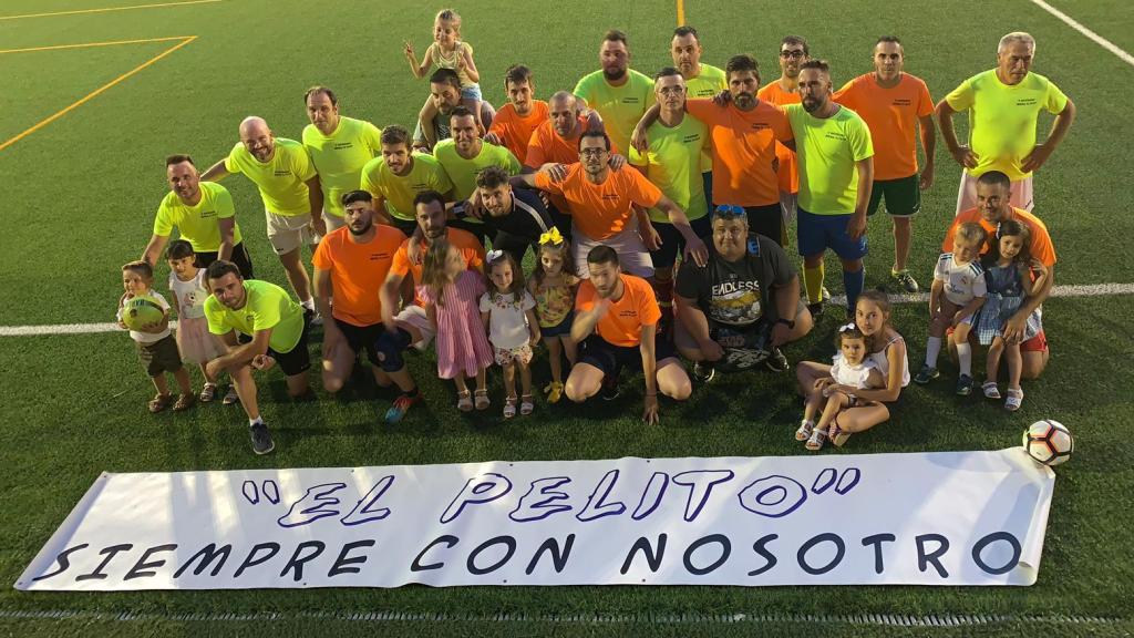 Partido entre amigos y familiares de 'El Pelito'