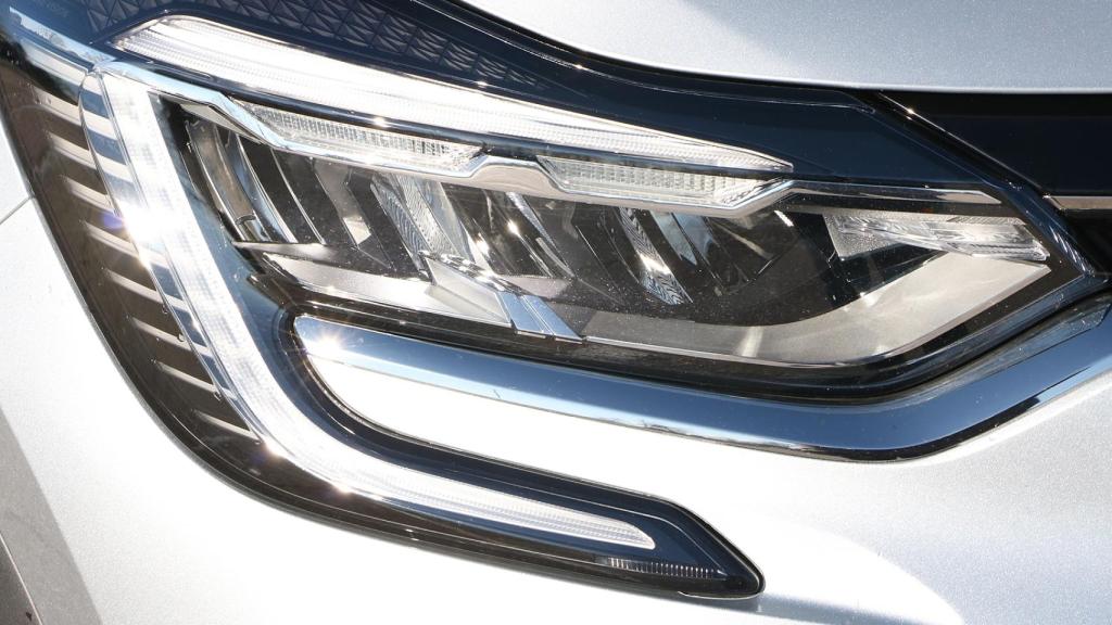 Diseño de los faros.