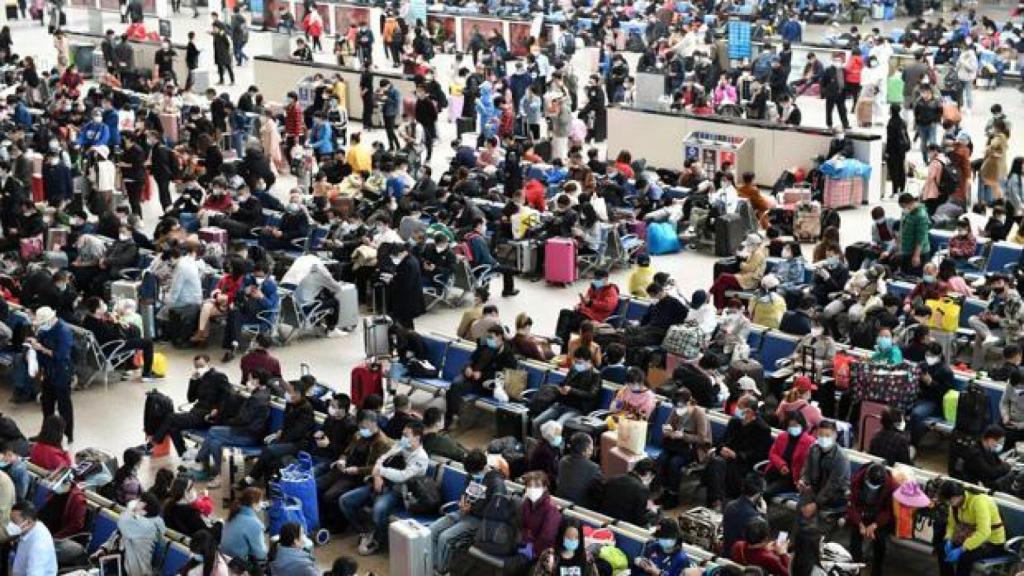 Una estación de tren de Wuhan, después de su vuelta a la 'normalidad'.