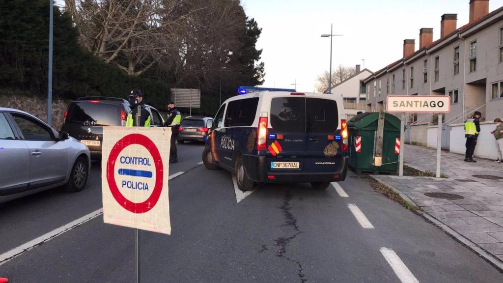 Control policial en Santiago.