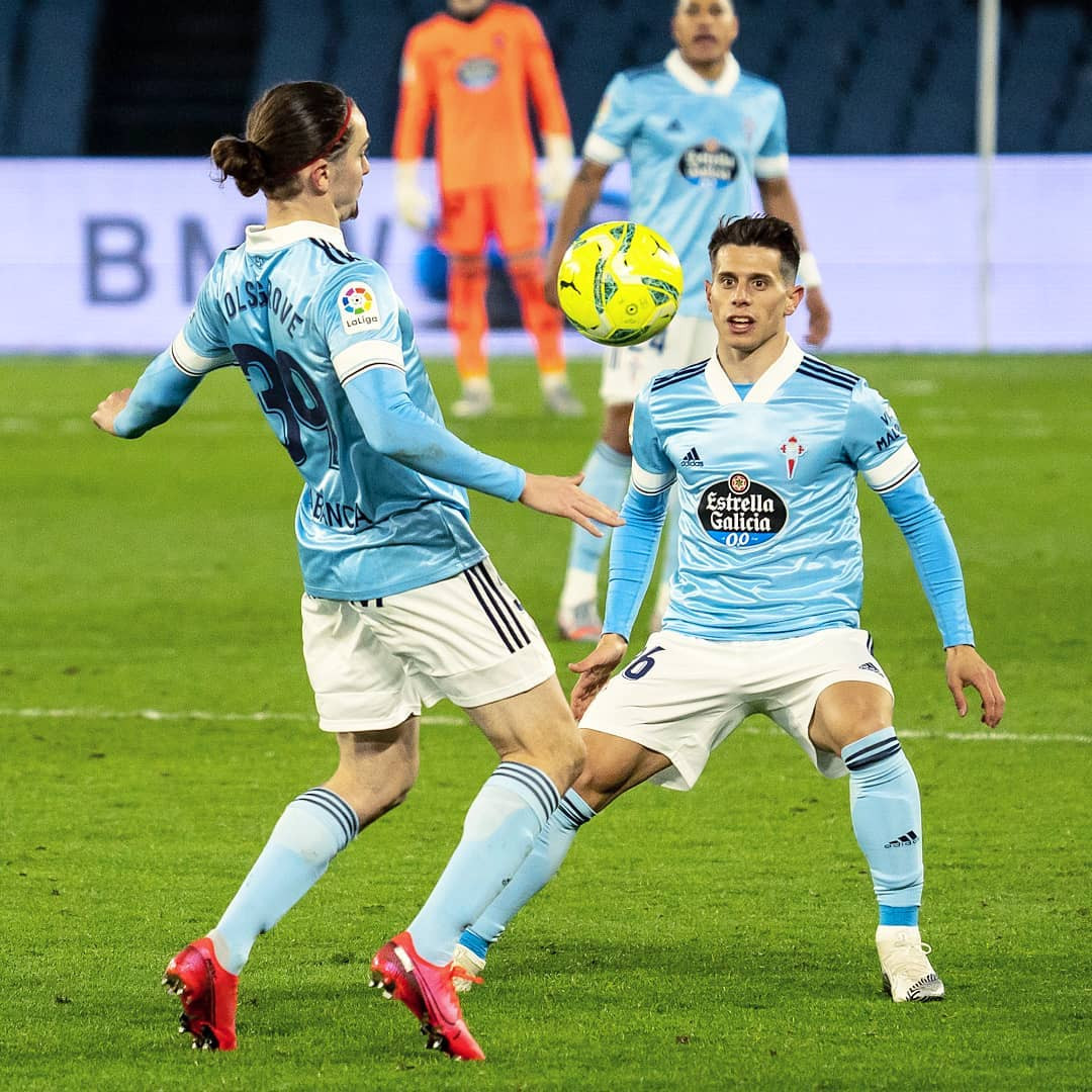 Jordan Holsgrove y Alfon González han vivido un último mes de ensueño, debutando con el primer equipo y liderando al Celta B.