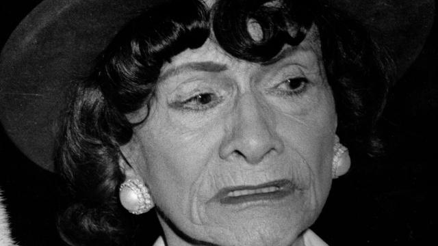 La diseñadora Coco Chanel.