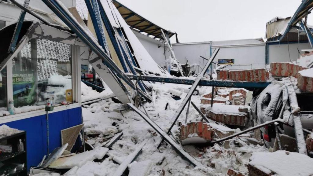 Nave derruida de una empresa del Polígono industrial de Toledo