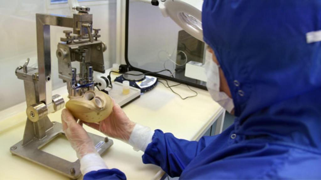 Parte del proceso de creación del corazón artificial.