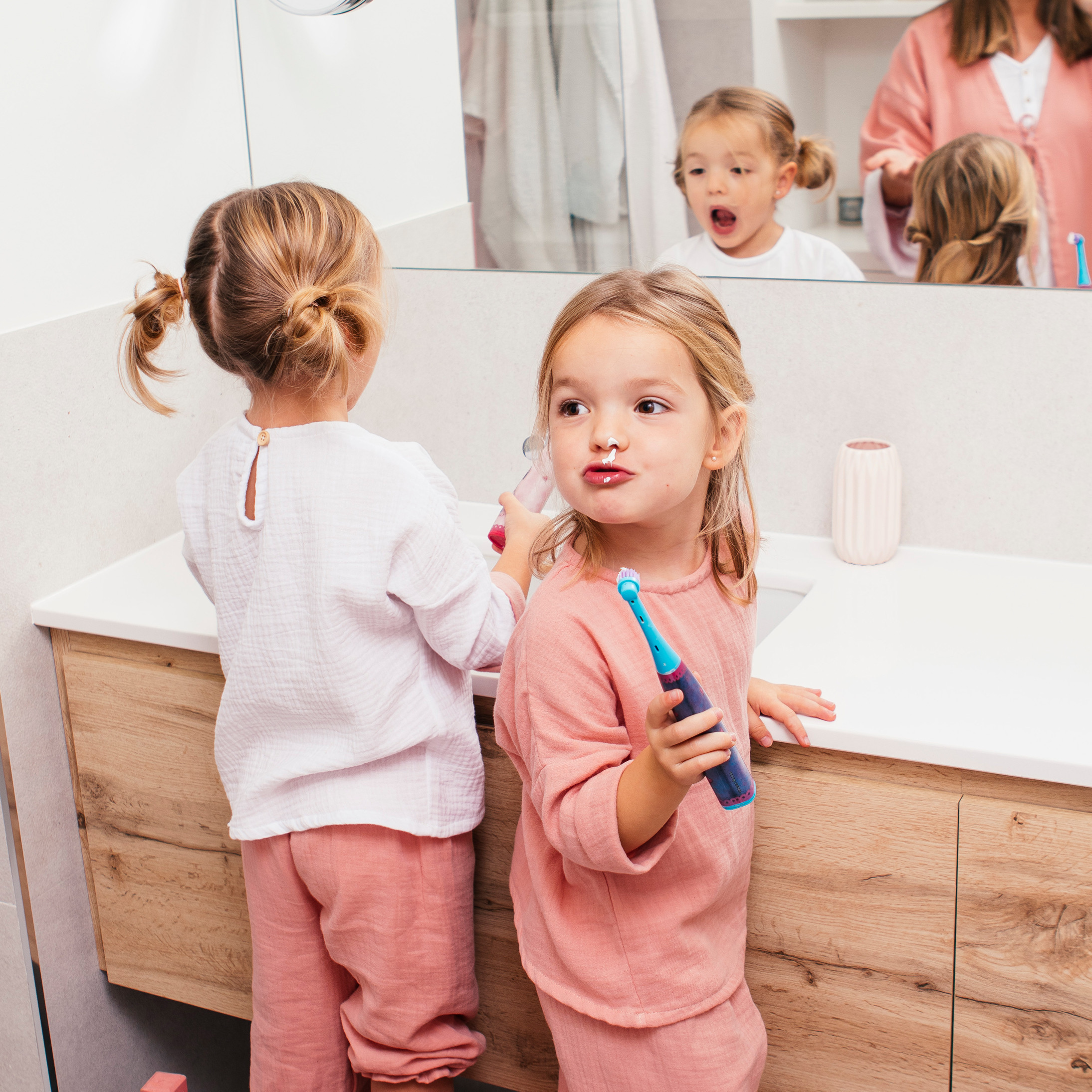 Pijama de invierno para niña.
