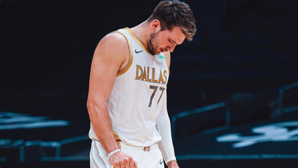 Luka Doncic, durante un partido con los Dallas Mavericks. Foto: Twitter (@DallasMavs)