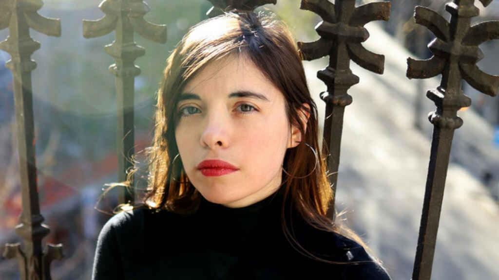 La escritora Luna Miguel.