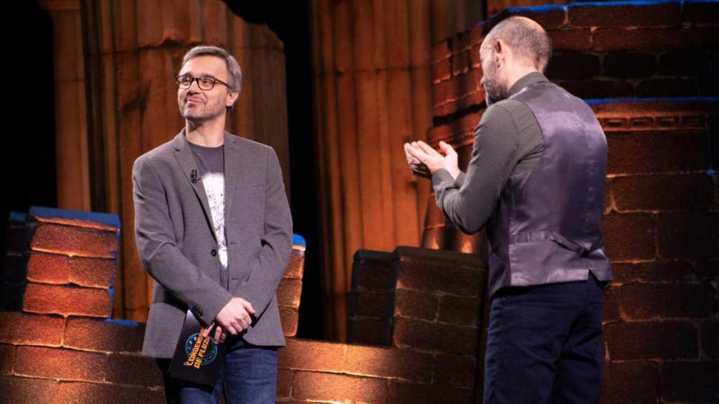 Juan Gómez-Jurado y Javier Cansado en una imagen de 'El condensador de fluzo'.
