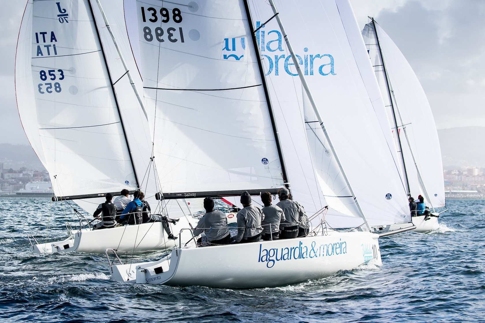 Un momento de la regata de hoy en Vigo (María Muiña).