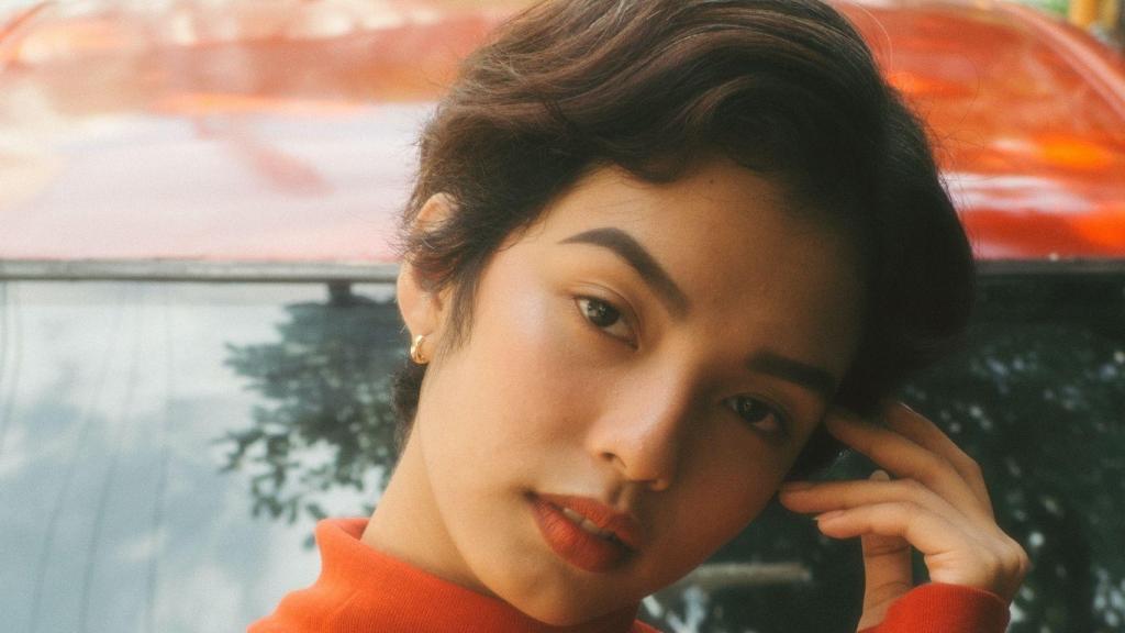 Los cortes y peinados andróginos también se posicionan como opción para marcar estilo.