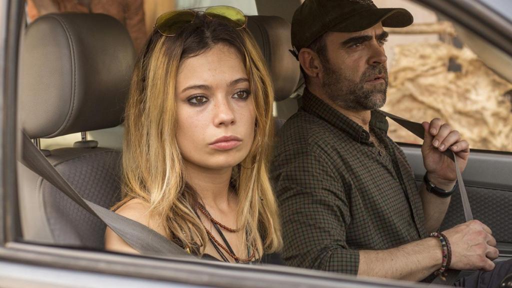 Anna Castillo y Luis Tosar en una imagen de 'Adú'