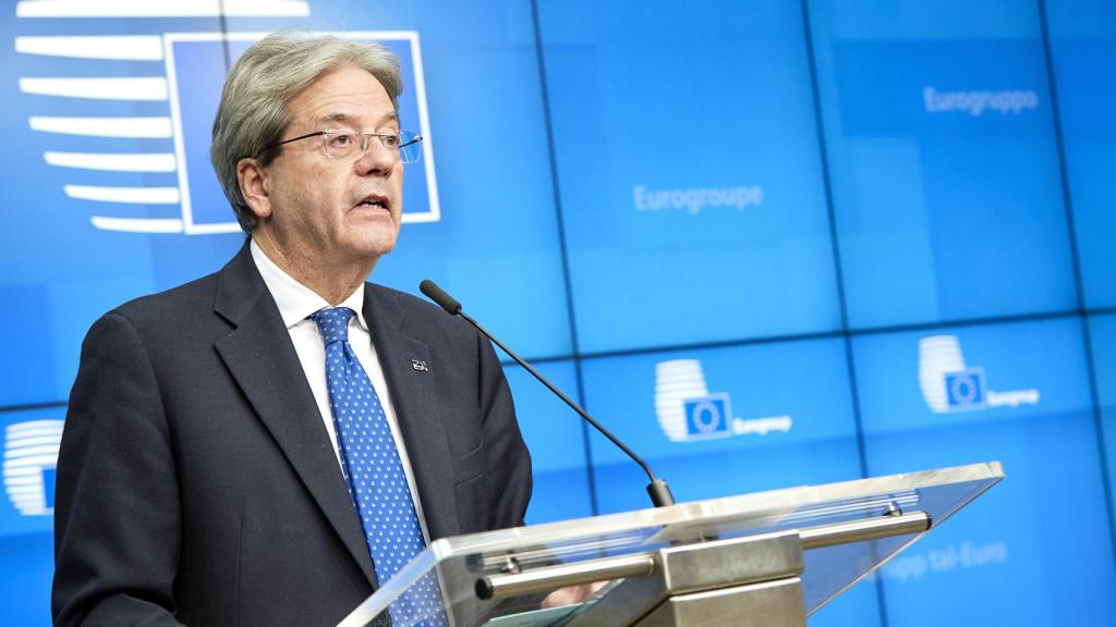 El comisario de Asuntos Económicos, Paolo Gentiloni, durante la rueda de prensa de este lunes