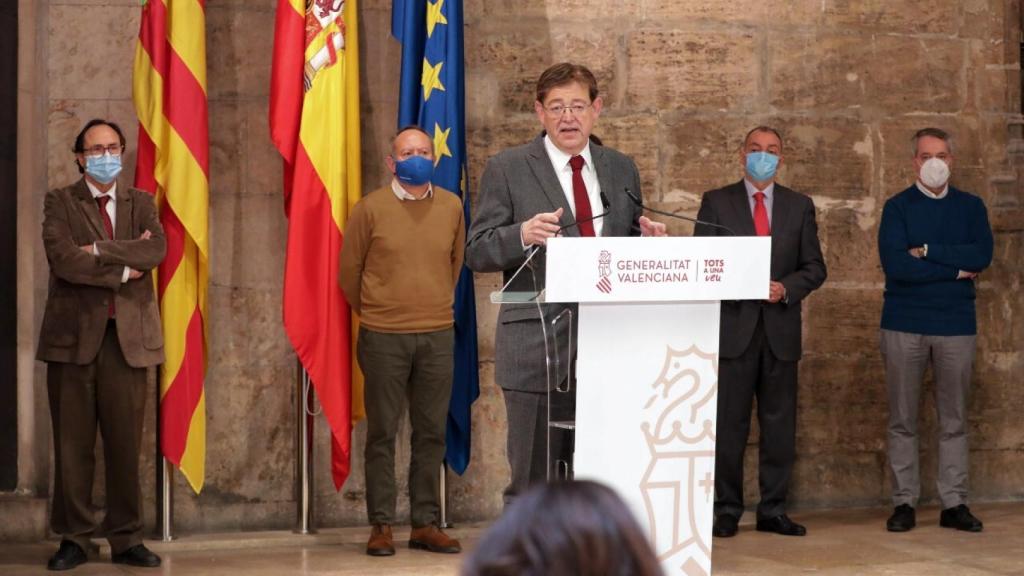 Ximo Puig, en su comparecencia para anunciar el plan 'Resiste'. EE