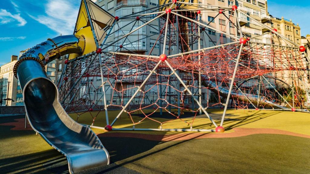 El parque Simón Bolivar continuaba abierto en la calle Venezuela.