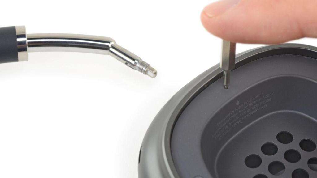 La diadema de los AirPods Max se puede quitar fácilmente