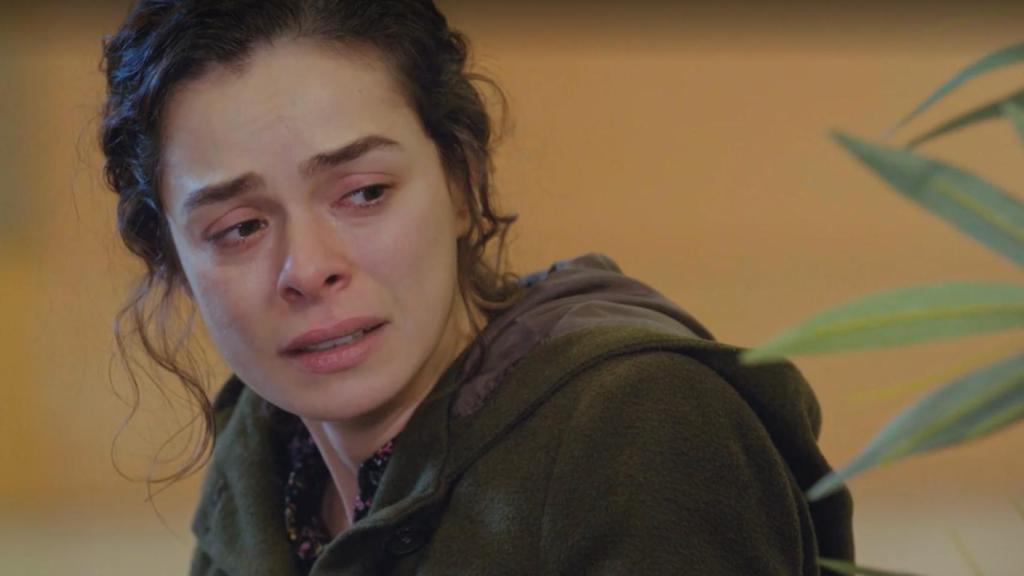 Bahar teme por la vida de sus hijos en el capítulo 44 de 'Mujer'