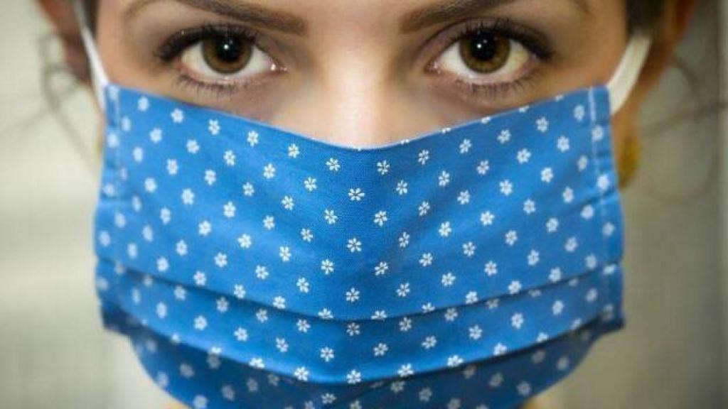 Atención a las mascarillas porque algunas podrían no proteger contra la nueva cepa británica