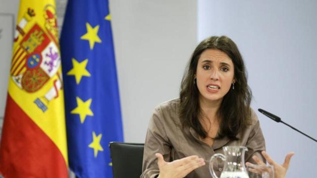 El PSOE ningunea a Irene Montero y hace su propia ley de igualdad, harto de las zancadillas de Podemos
