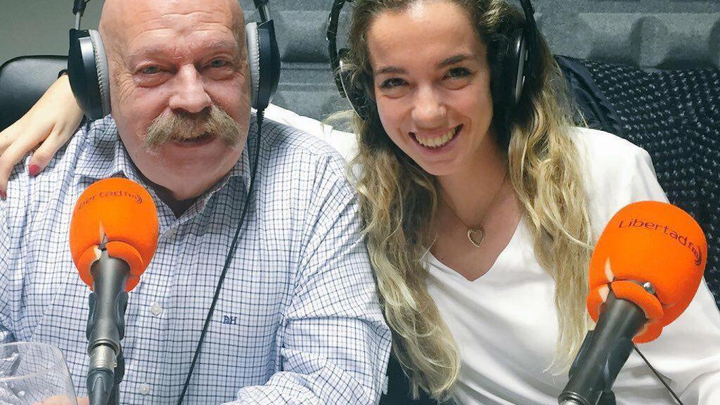 El presentador, junto a su hija Piluca, también periodista