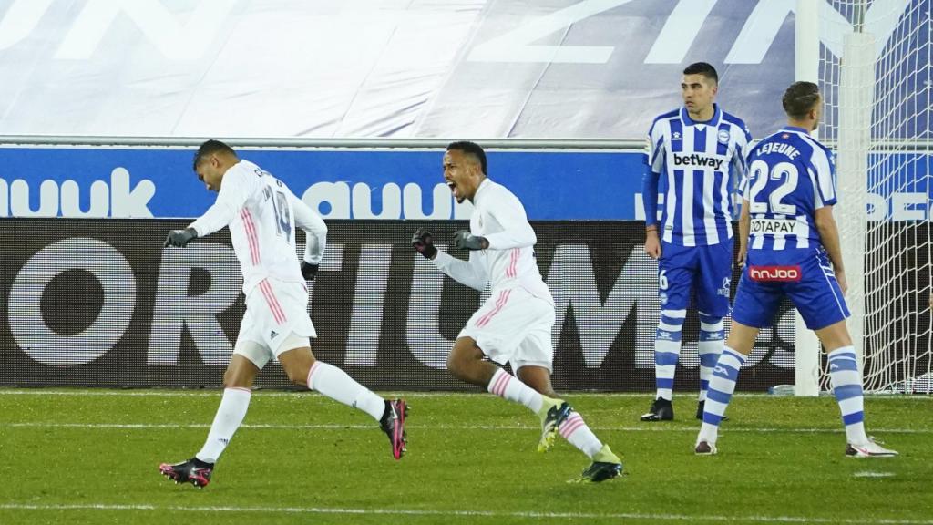 Casemiro celebra su gol al Deportivo Alavés
