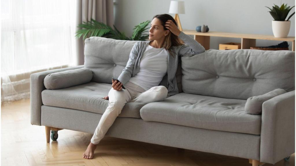 Personas solas, vivir.