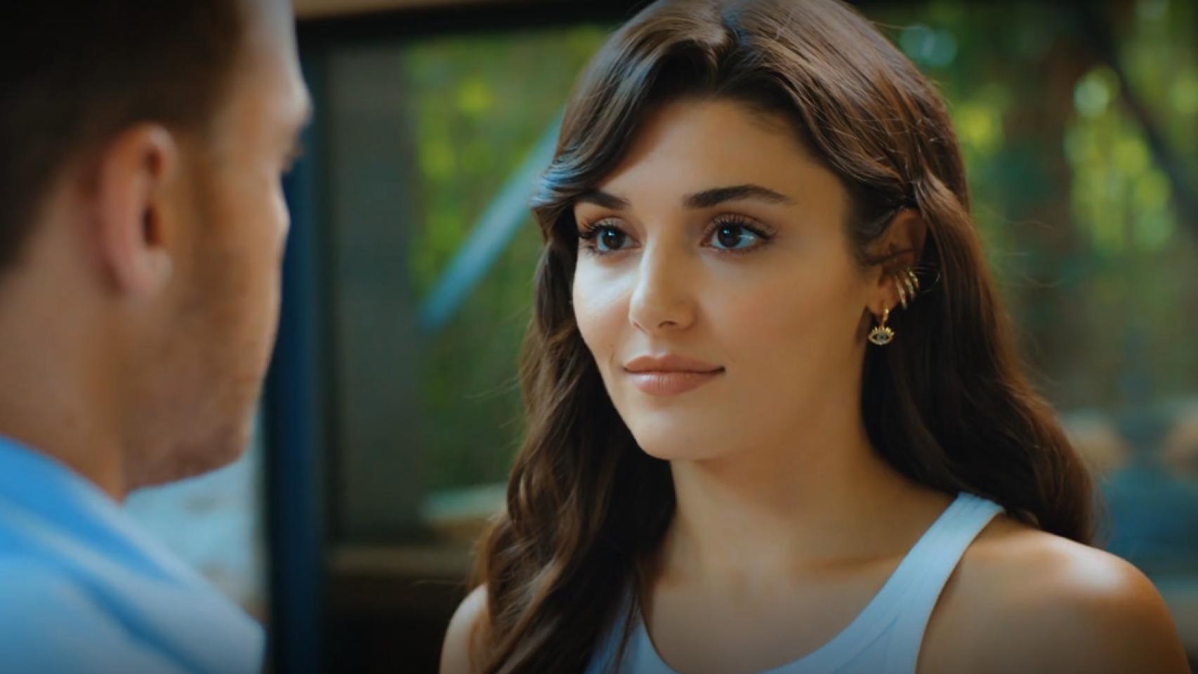 Eda no puede ocultar sus sentimientos por Serkan, en lo nuevo de 'Love is in the air'