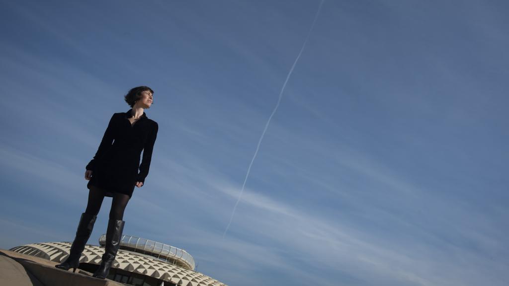 Rocío Caparros, en la azotea de la Escuela de Arte de Sevilla.