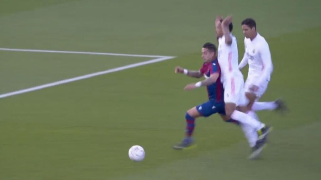 Expulsión de Militao ante el Levante