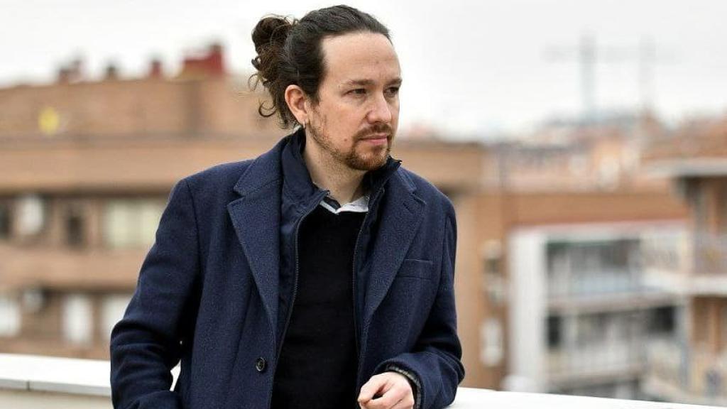 Pablo Iglesias no se separa de su 'falso chaleco' azul marino (Imagen: RRSS por Dani Gago)