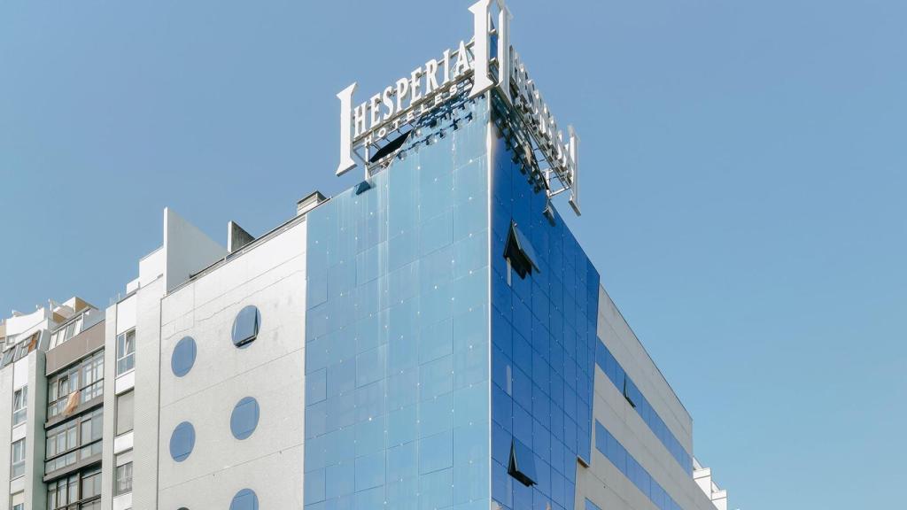 Fachada del hotel Hesperia A Coruña