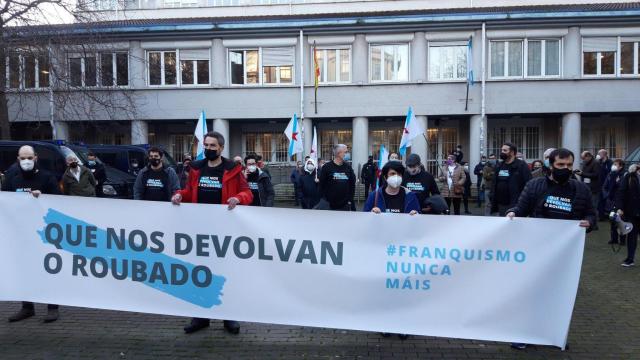 Protesta en apoyo a los nueve activistas.