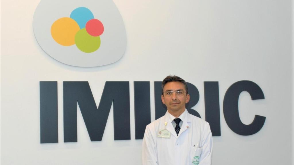 El director de la Unidad de Medicina Interna del Hospital Universitario Reina Sofía de Córdoba, José López Miranda.