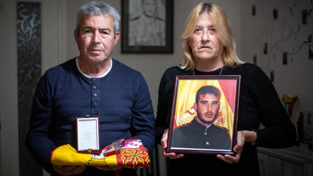 Antonio y Angelines, padres del militar fallecido en misión Antonio Carrero Jiménez.