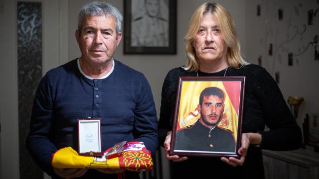 Antonio y Angelines, padres del militar fallecido en misión Antonio Carrero Jiménez.