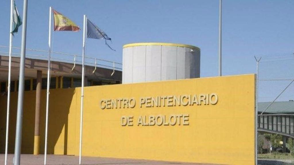 El reo ha sido enviado al penal de Albolote, donde trabajan los padres de la víctima