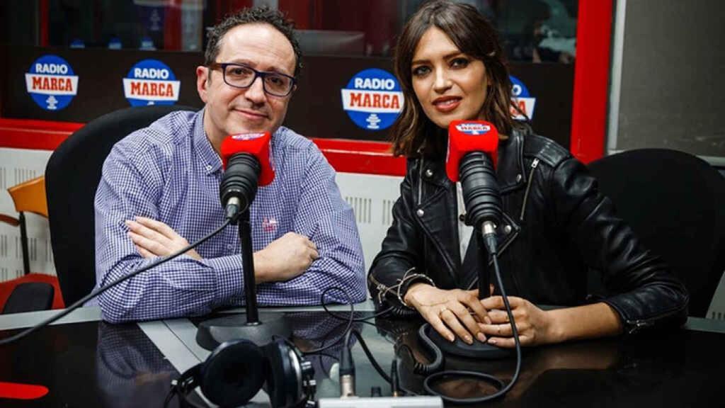 Sara Carbonero y Vicente Ortega en Radio Marca.