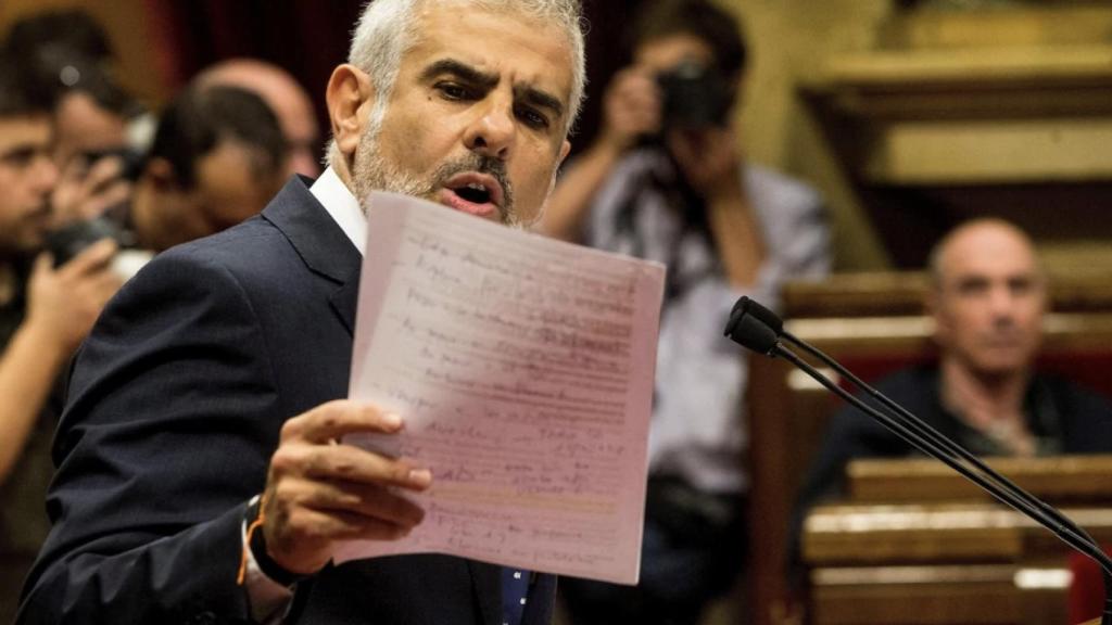 Carlos Carrizosa en el Parlamento autonómico catalán.