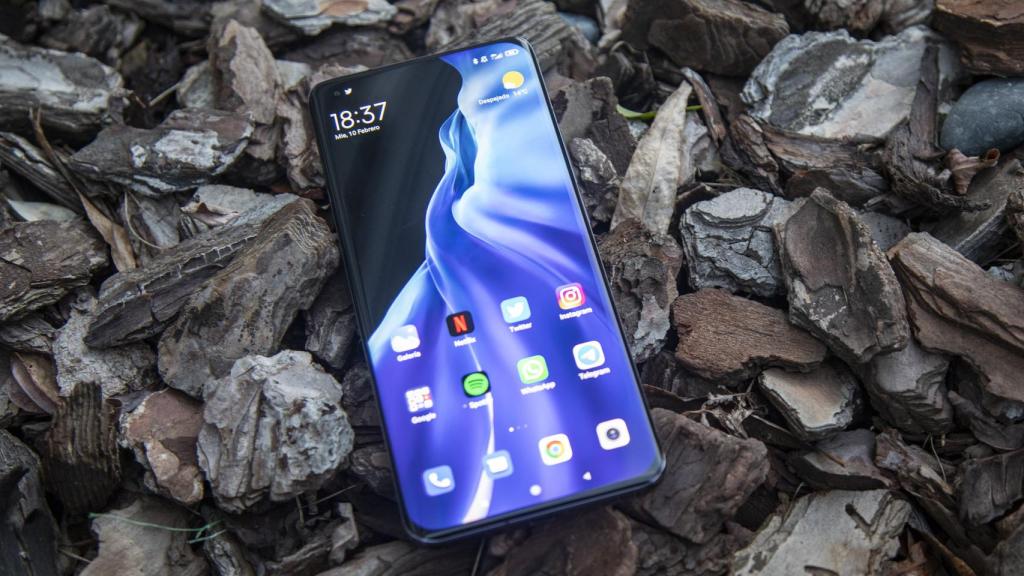La pantalla es uno de los puntos fuertes del Xiaomi Mi 11.