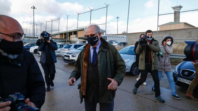 Rodrigo Rato en octubre de 2020, a su salida de Soto del Real tras obtener el tercer grado.