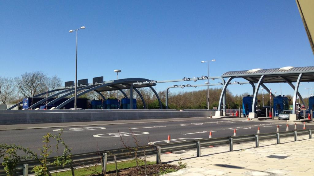 Carretera de peaje SICE.