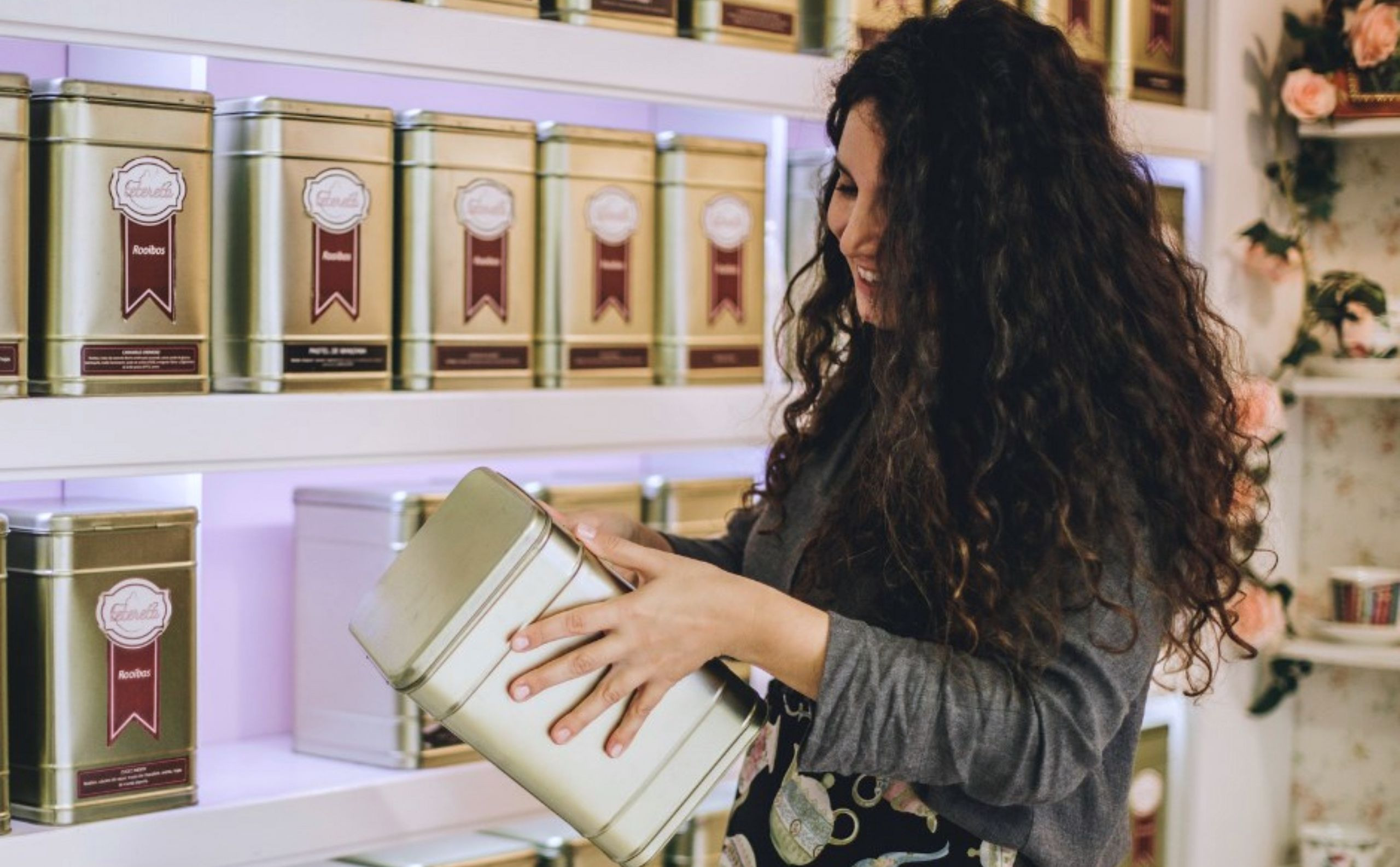 Laura Rodríguez en el interior de Tetereta (Vilagarcía de Arousa).