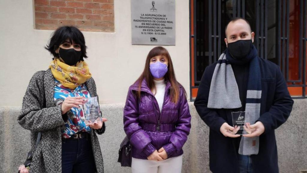 La Asociación de Periodistas de Ciudad Real, que preside Mar Gómez, ha premiado este sábado a Nieves Sánchez y Pablo Lorente