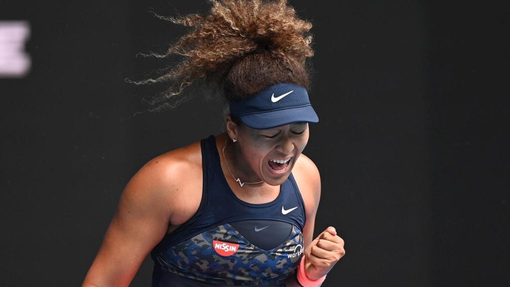Osaka celebra su victoria ante Muguruza en el Abierto de Australia.