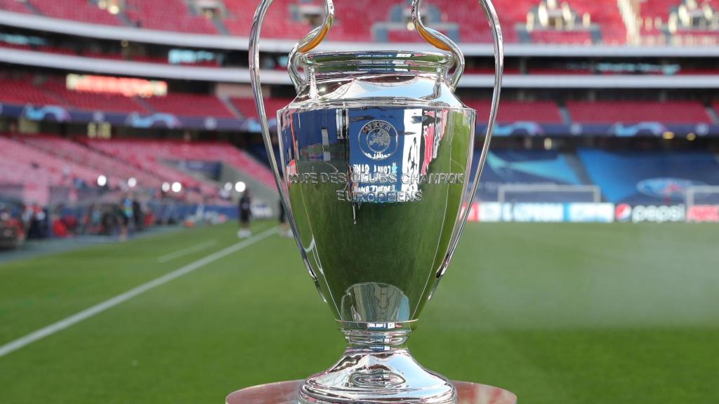 El trofeo de la UEFA Champions League