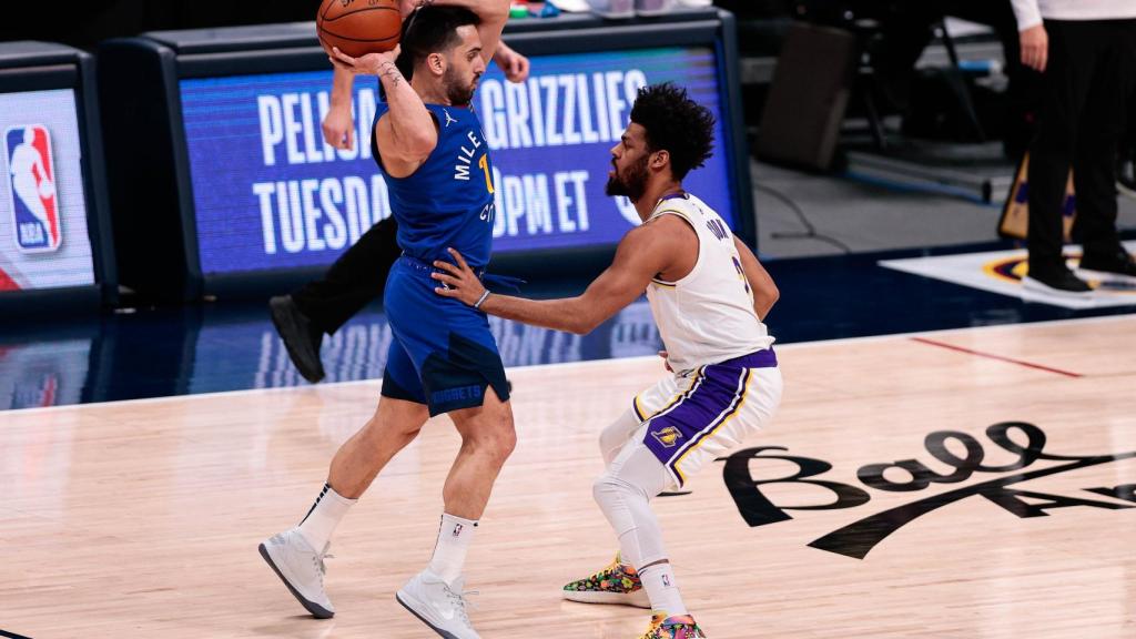 Facundo Campazzo, frente a Los Ángeles Lakers