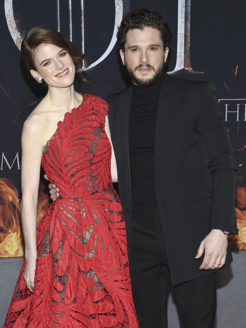 Los actores Kit Harington y Rose Leslie.