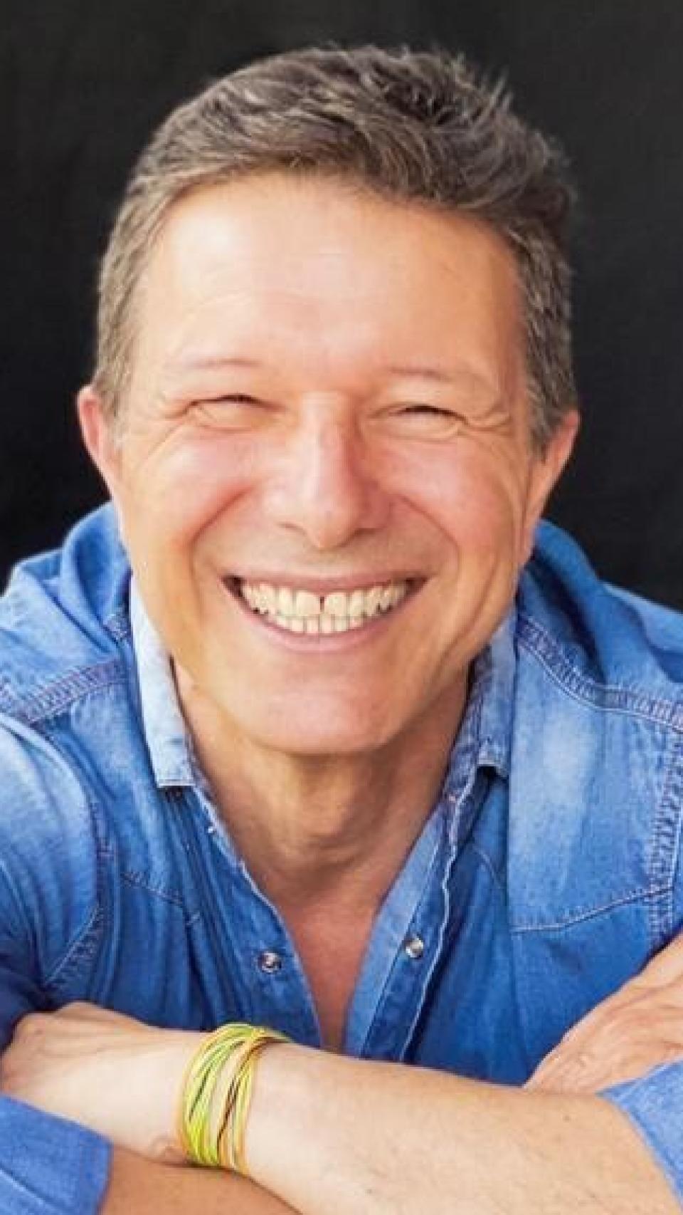 El periodista posando en una imagen cedida.