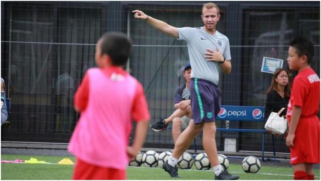 Josué Linares durante su etapa en el FC Barcelona.